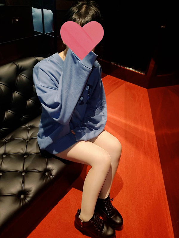 バンビ倶楽部 みゆ 26歳 T：166cm　B：83(C)　W：54　H：83